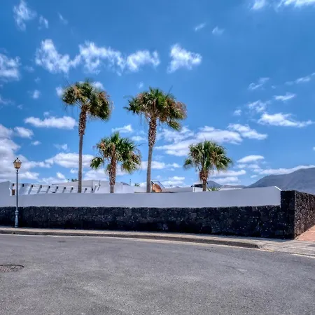 Salaria - Jacuzzi And Private Pool By Lanzarote Willa *