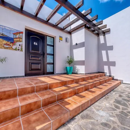 Willa Salaria - Jacuzzi And Private Pool By Lanzarote